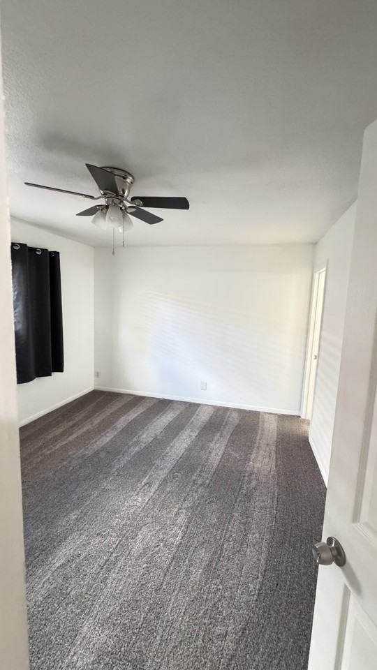 45014 17th St W #2 - Photo 2 of 4