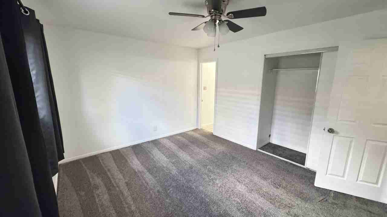 45014 17th St W #2 - Photo 3 of 4
