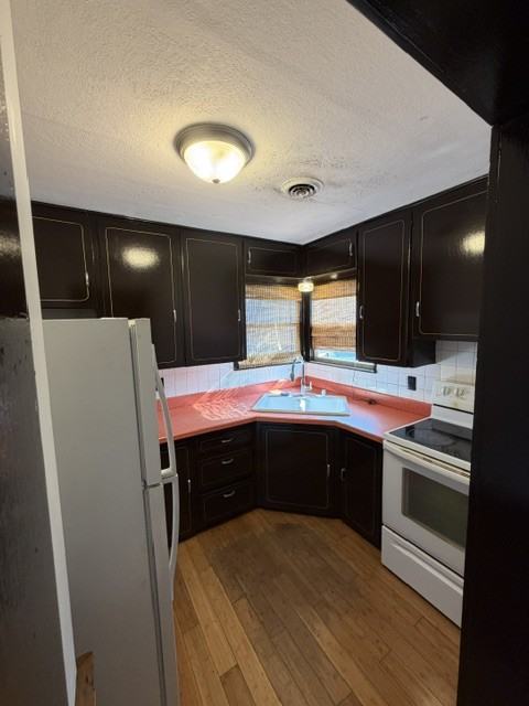 734 Sw 15th St #NA - Photo 5 of 14