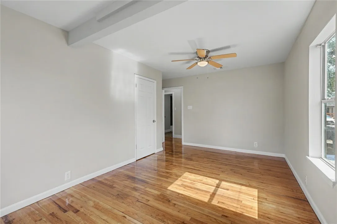 1705 Sycamore Pl #NA - Photo 5 of 10