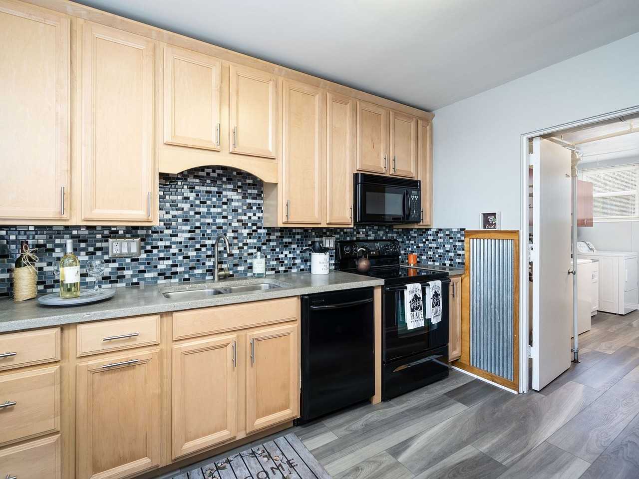 3 Dewitt St #3 - Photo 7 of 19
