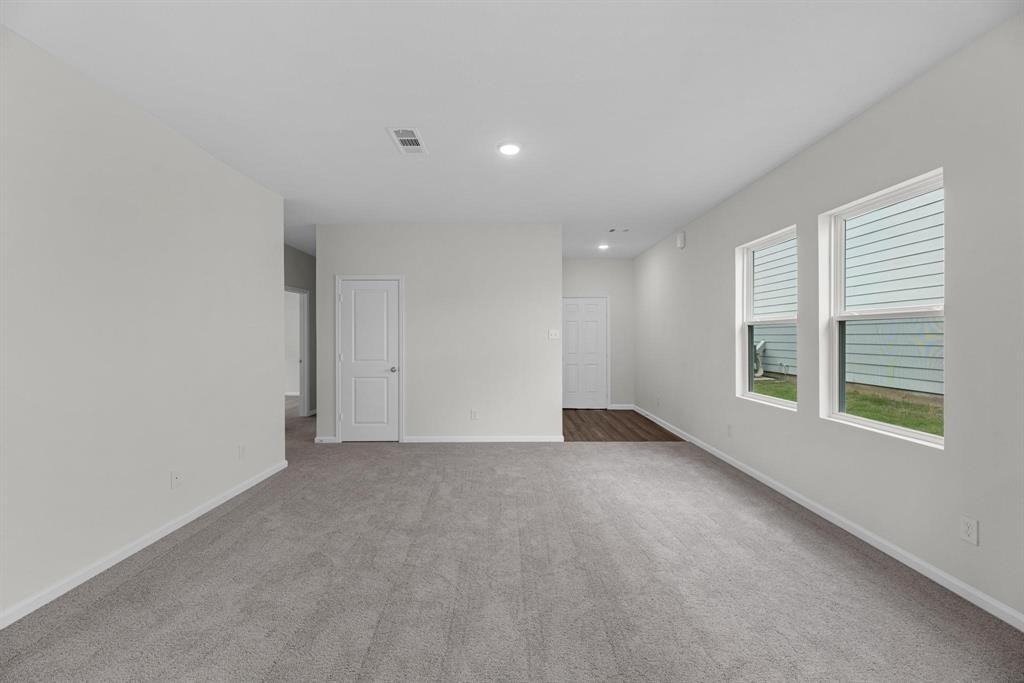 22495 Kinley St #NA - Photo 3 of 14