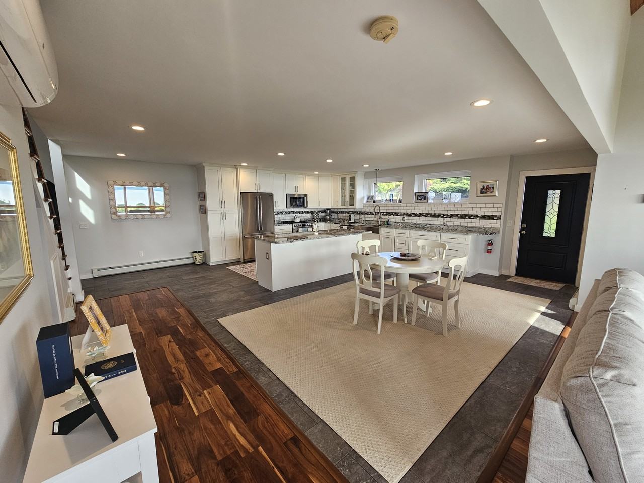 556 E Shore Rd #NA - Photo 4 of 26