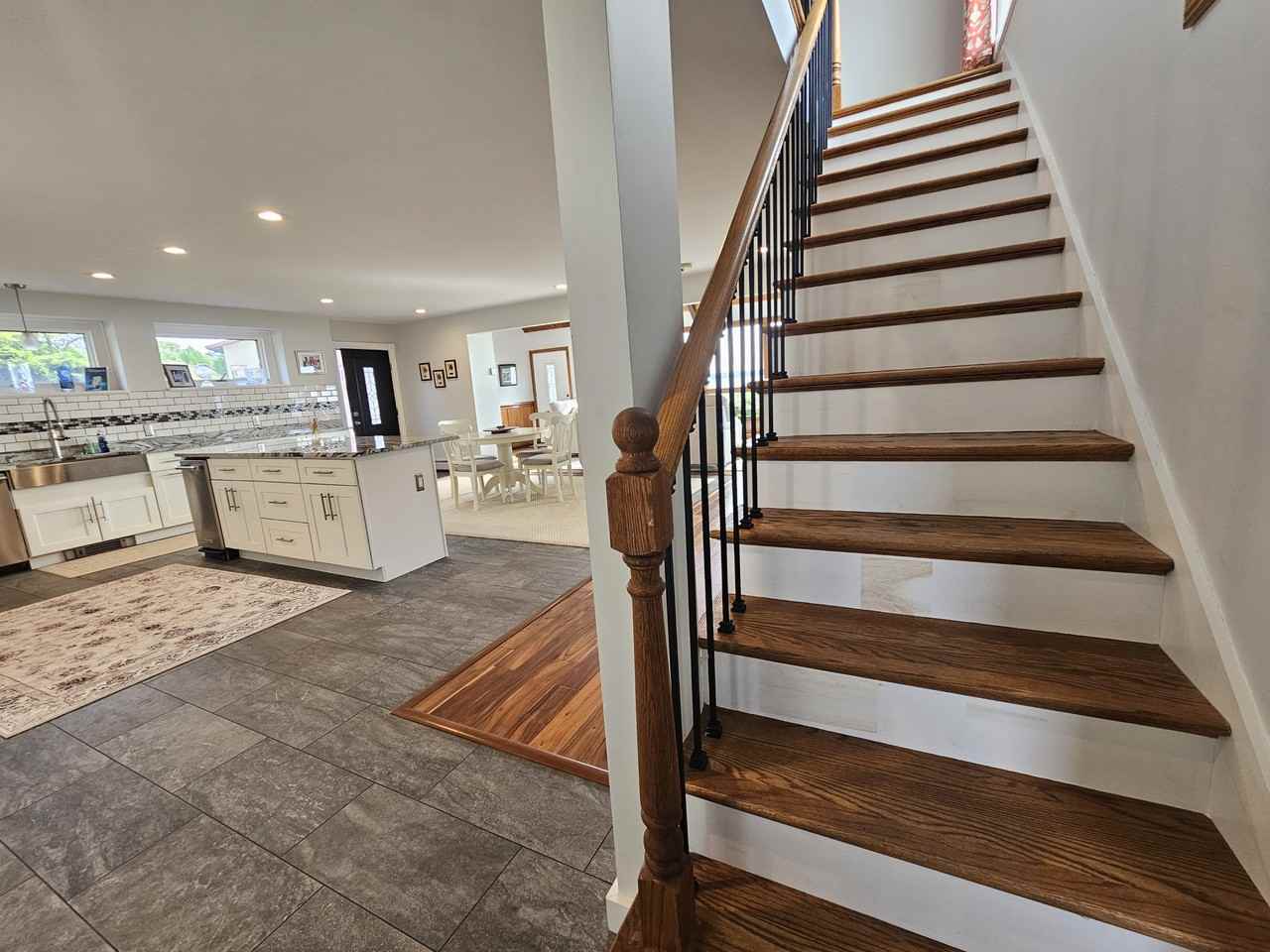 556 E Shore Rd #NA - Photo 6 of 26