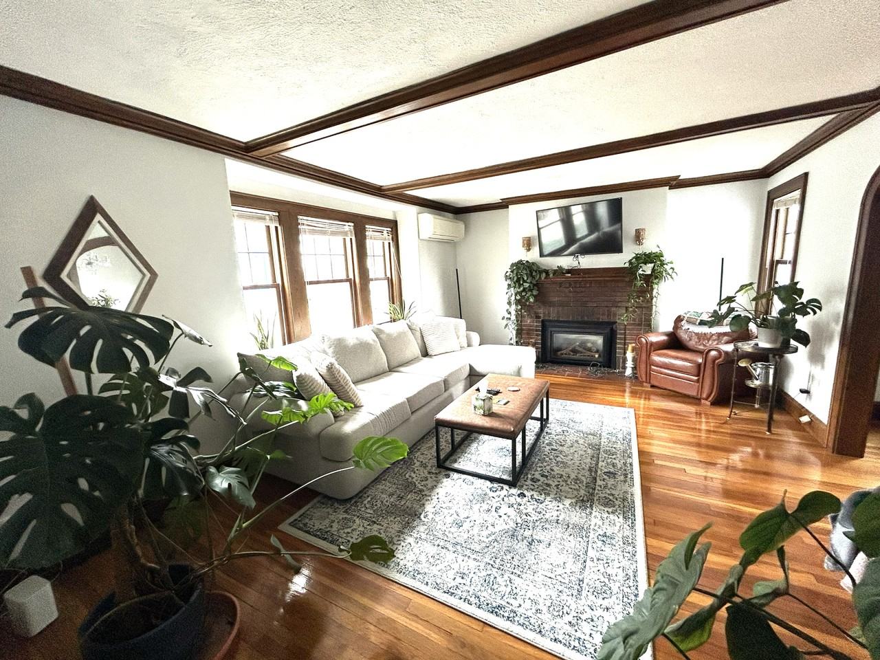 32 Sanborn Ave #2 - Photo 4 of 13