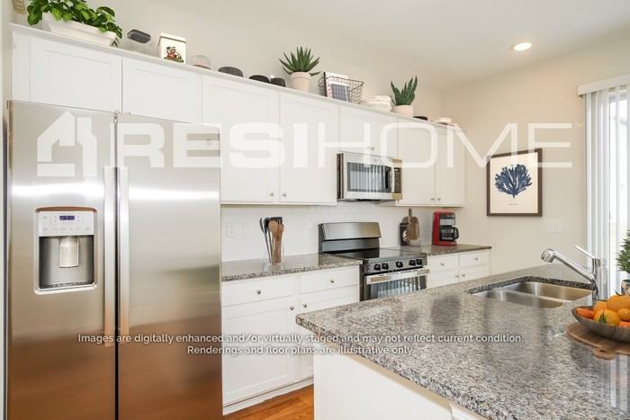 8198 Arrowwood Loop - Photo 4 of 19