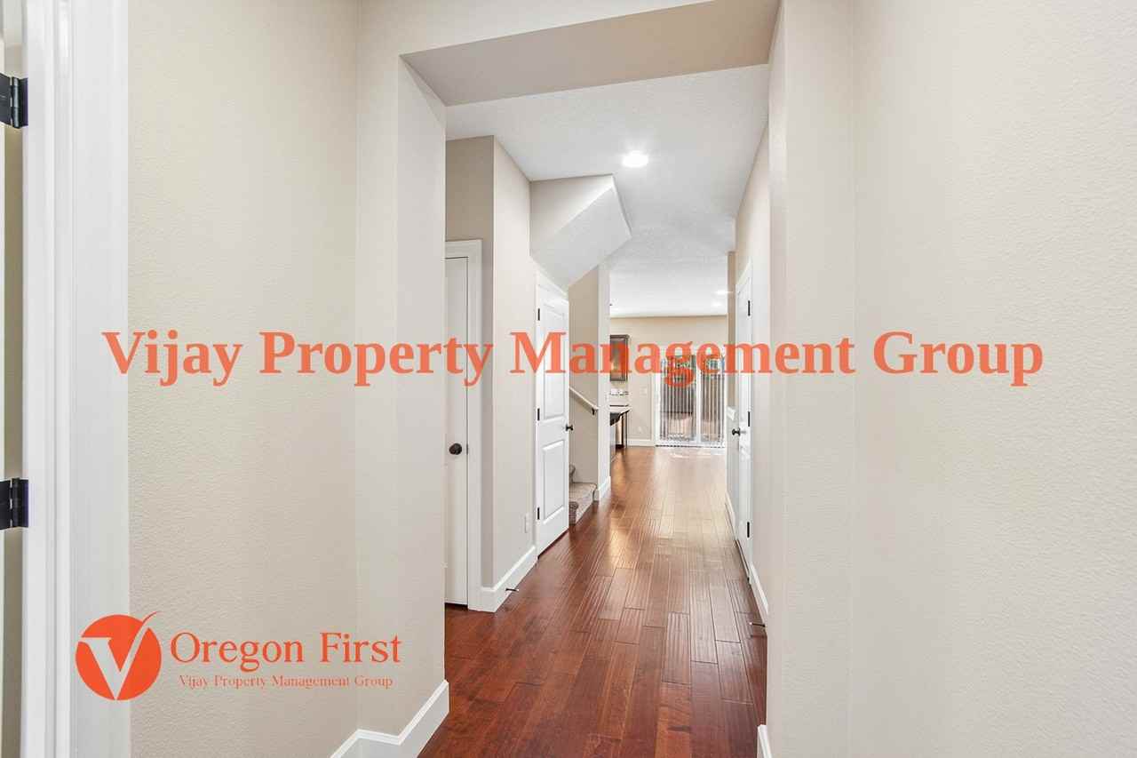 17130 Nw Trillium St #NA - Photo 3 of 33