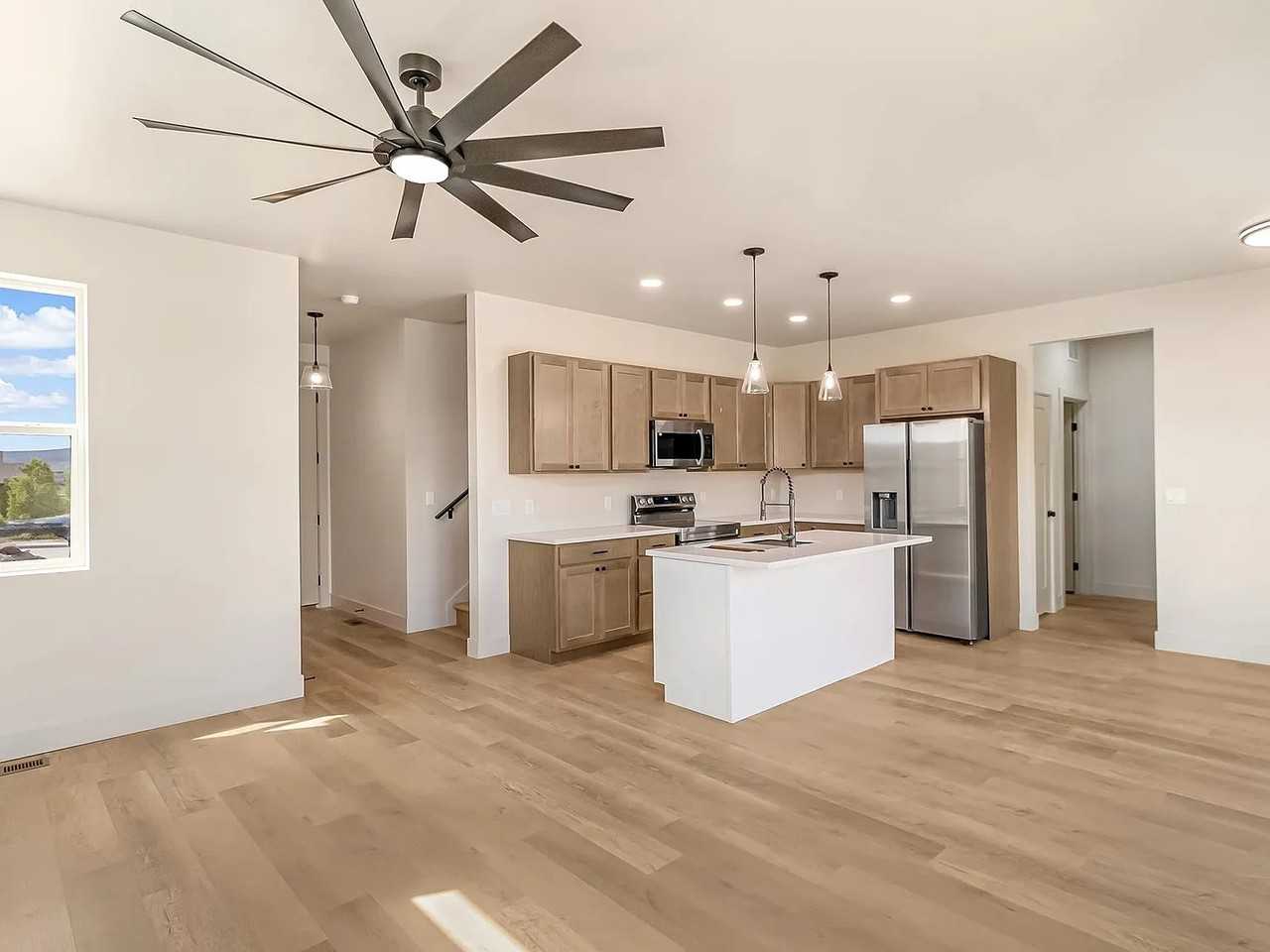 598 Treviso Ct #NA - Photo 2 of 10