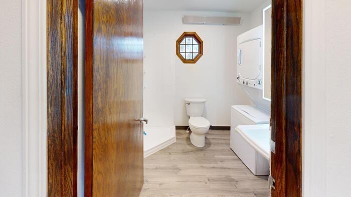 518 2nd St Ne #2 - Photo 3 of 10
