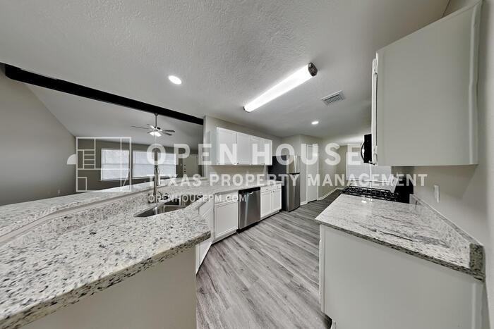 19302 Winding Branch Dr - Photo 7 of 21