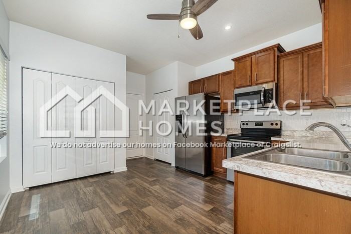 373 Servia Dr - Photo 5 of 16