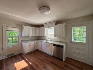 1615 S Jefferson St - Photo 5 of 23