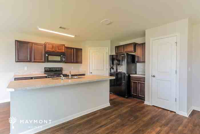 145 Bay Magnolia Way - Photo 4 of 13