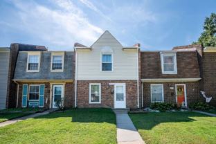 4711 Brompton Sq - Photo 1 of 1