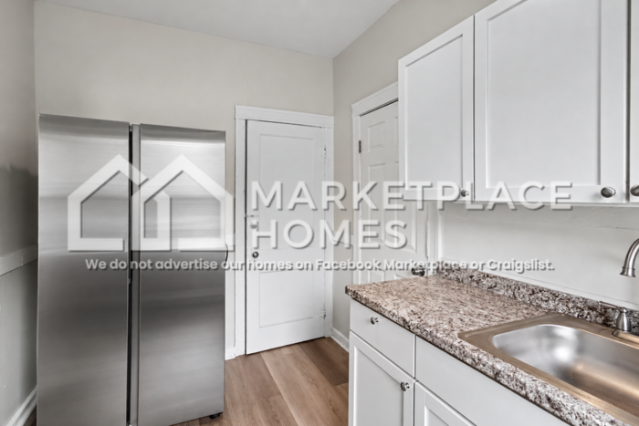 15560 La Salle Blvd - Photo 7 of 17