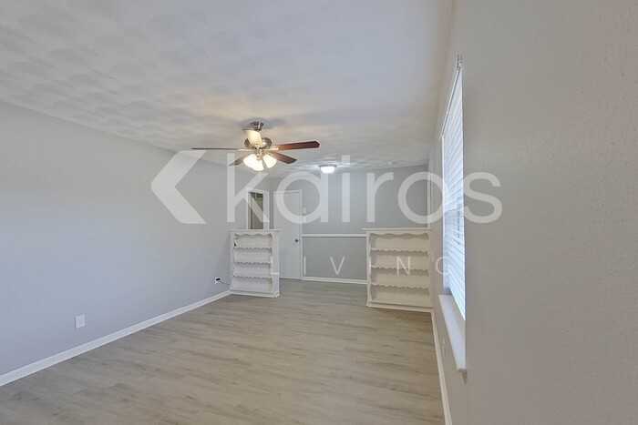 325 W Pleasant Run Rd - Photo 6 of 33