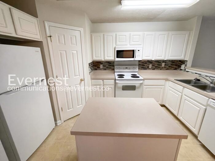 584 Flintlock Ct - Photo 4 of 27