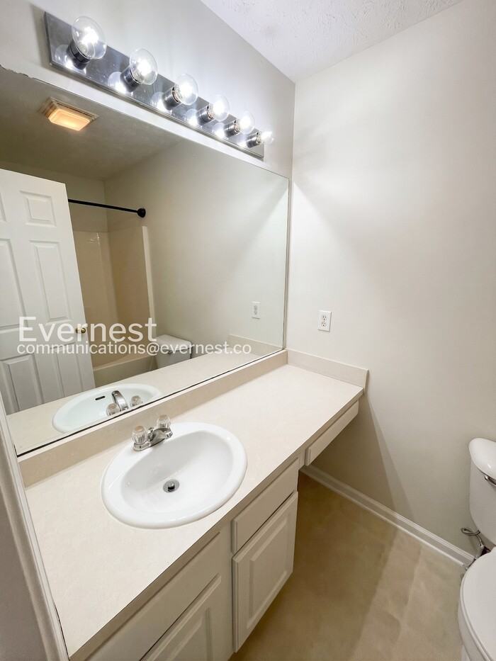 584 Flintlock Ct - Photo 7 of 27