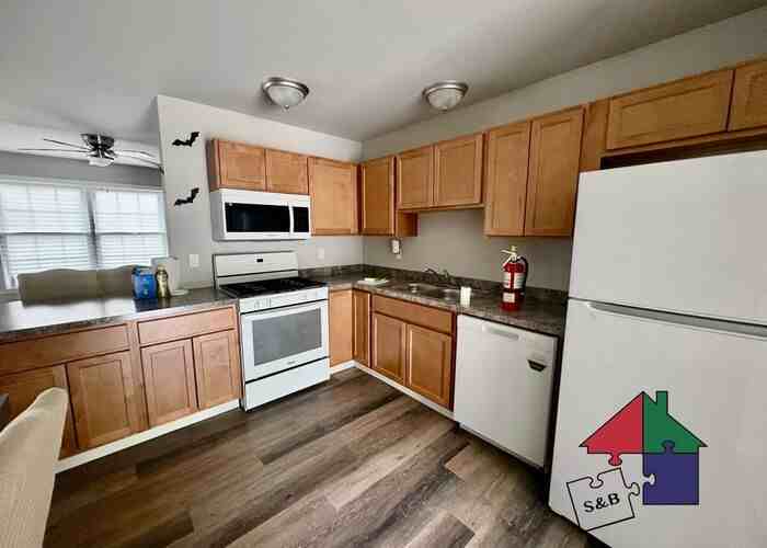 63 Southerberry Dr #102 - Photo 7 of 23