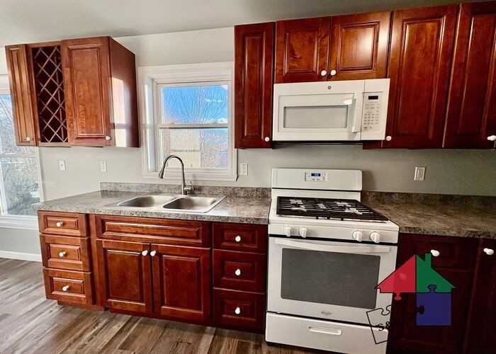 28 Cornelia Ct #217 - Photo 4 of 27