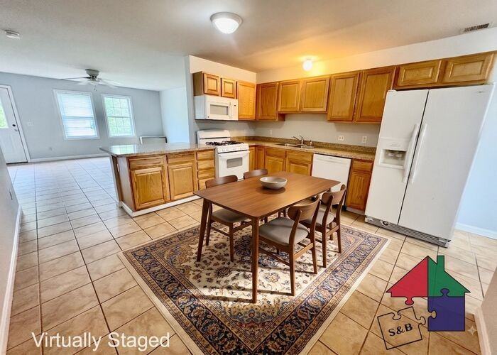 19 Green St #105 - Photo 2 of 36