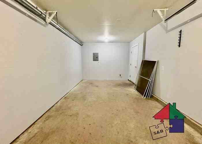 19 Green St #105 - Photo 5 of 36