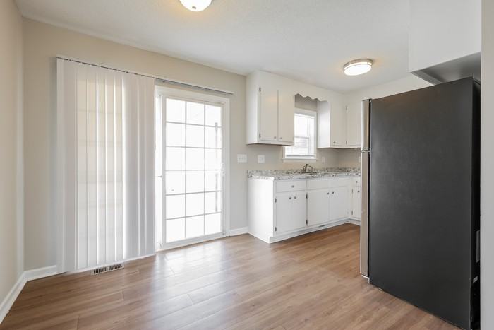 307 Alice Ave - Photo 5 of 12