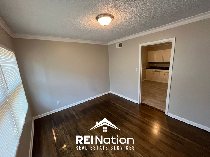 1474 Janis Dr - Photo 3 of 26