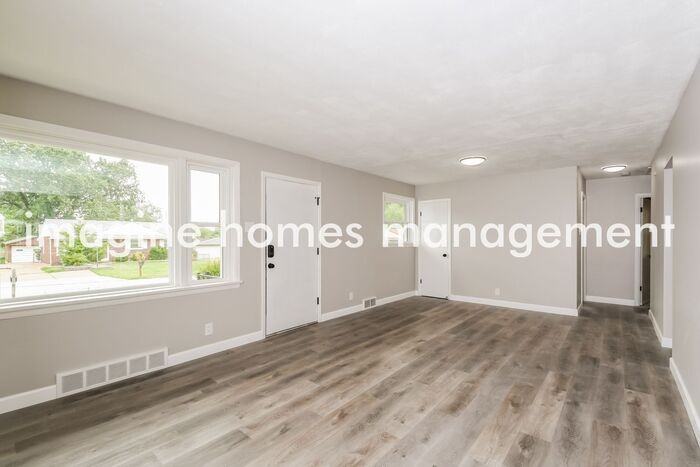 10726 Cathy Dr - Photo 6 of 20