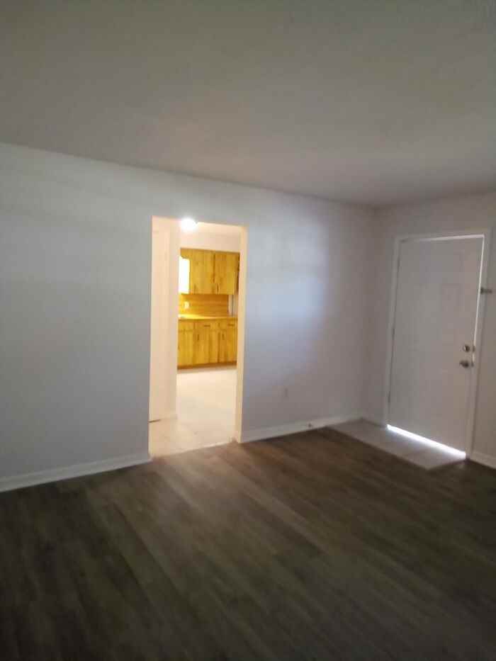724 W Alamo Dr - Photo 4 of 17