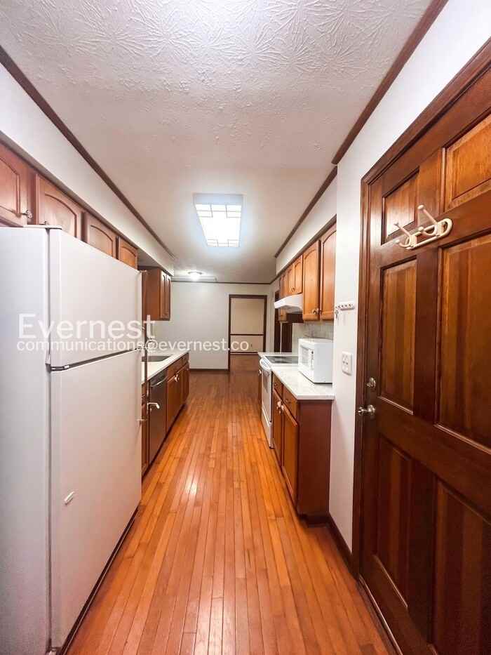 3927 Buckland Dr Sw - Photo 5 of 29