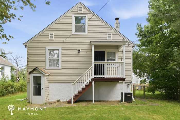 6104 Alta Ave - Photo 2 of 3
