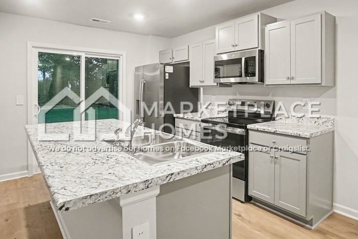 4161 Hudson Ct Sw - Photo 7 of 23
