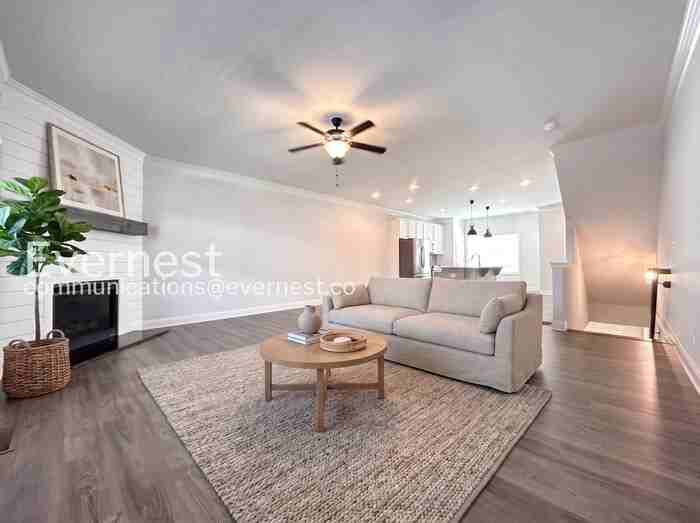 428 Stovall Pl - Photo 5 of 28
