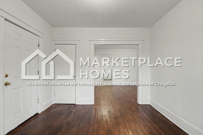 2504 Ferry Park St #1 - Photo 4 of 22