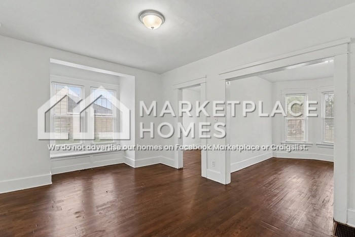 2504 Ferry Park St #1 - Photo 6 of 22