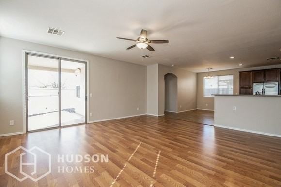 9210 N 182nd Ln - Photo 6 of 35