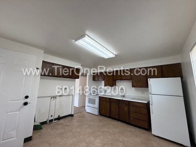 2934 S Adams St - Photo 5 of 11