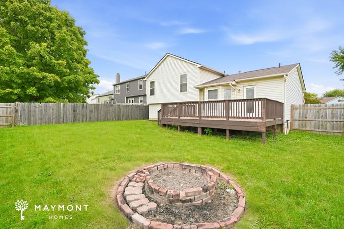 2641 Admiral Dr - Photo 3 of 3