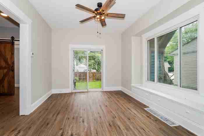 4004 Poe Ave - Photo 6 of 14