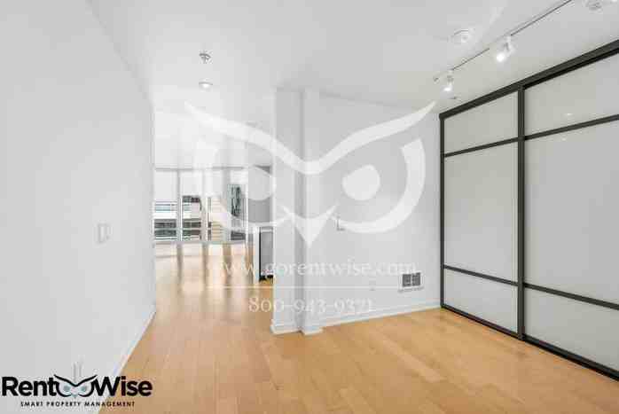 829 Folsom St #702 - Photo 6 of 24