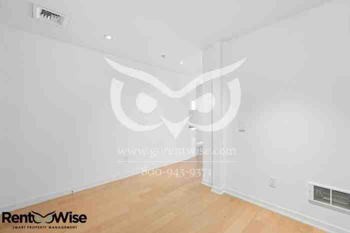829 Folsom St #702 - Photo 7 of 24