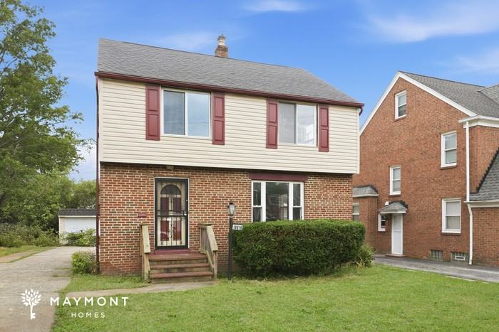 16616 Glendale Ave - Photo 2 of 3