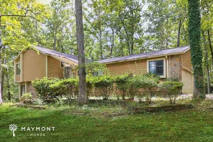 6646 Creekwood Ct - Photo 2 of 3
