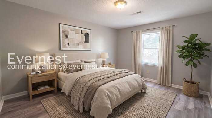 4424 Bonnell Dr Nw #D - Photo 3 of 16
