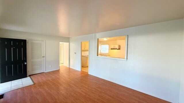 3235 Welch Dr - Photo 4 of 12
