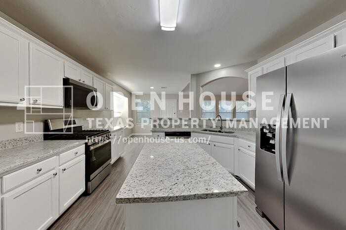 10 Wimberly Way - Photo 7 of 23