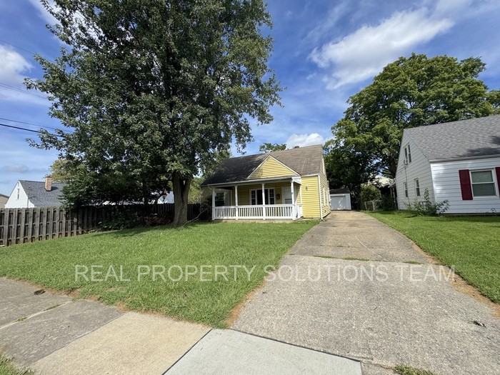 928 Blenheim Rd - Photo 2 of 19