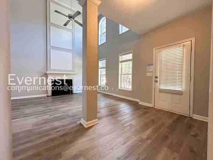 106 Windsong Trl - Photo 3 of 34