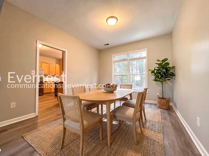 106 Windsong Trl - Photo 6 of 34
